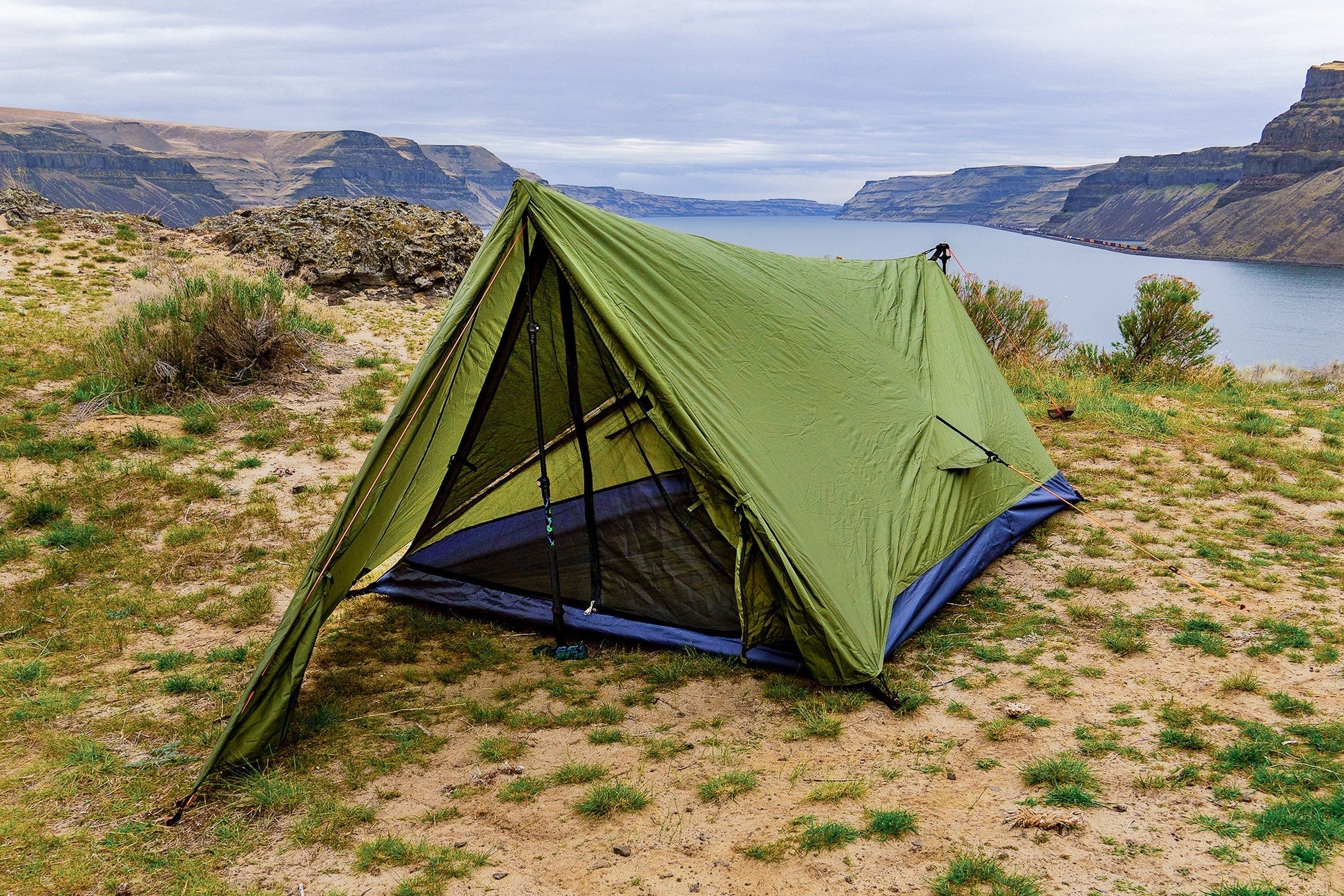 river country tent Trekker Tent 2V
